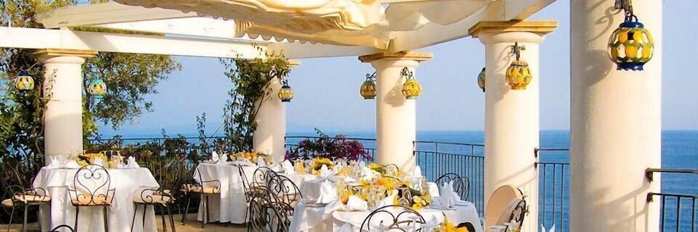 La Conca Azzurra Hotel 4*